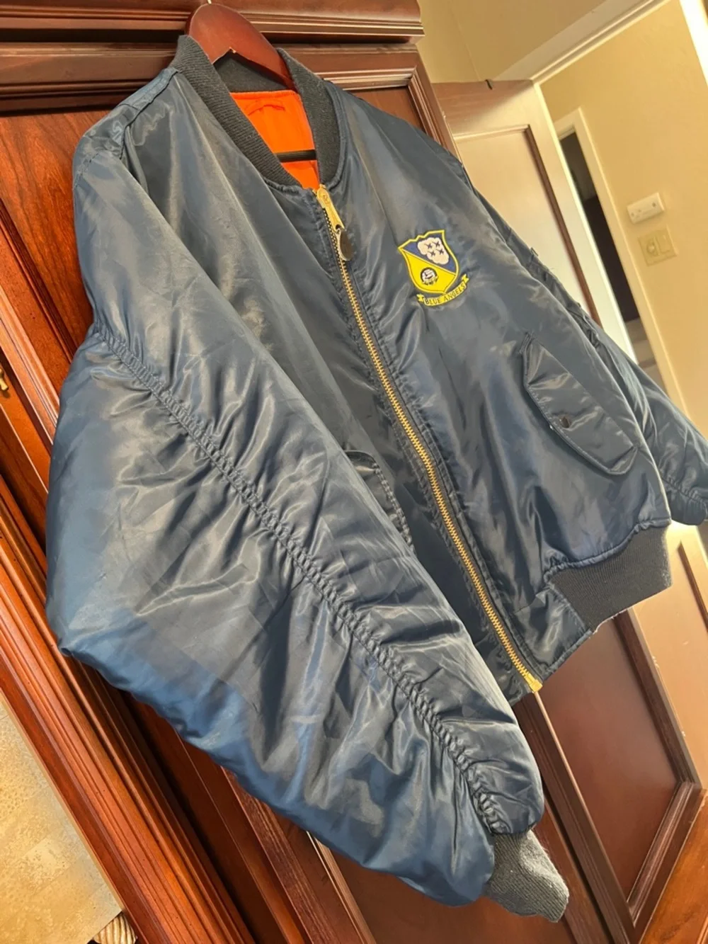 Vintage US Navy 🛩️ Blue Angels Nylon Bomber Jacket beautifully Embroidered Jets